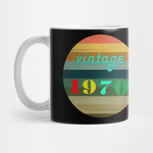 Vintage 1970 Christmas T-Shirt Happy 50th Birthday Gift Mug